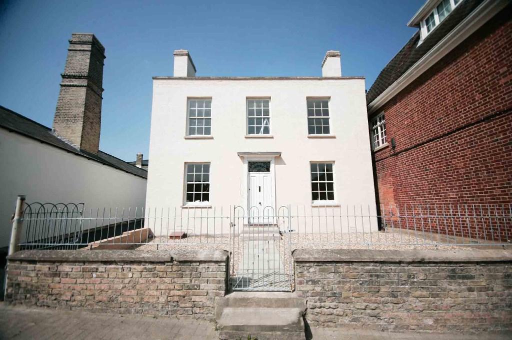 Main image of property: High Street, Newmarket, Suffolk, CB8