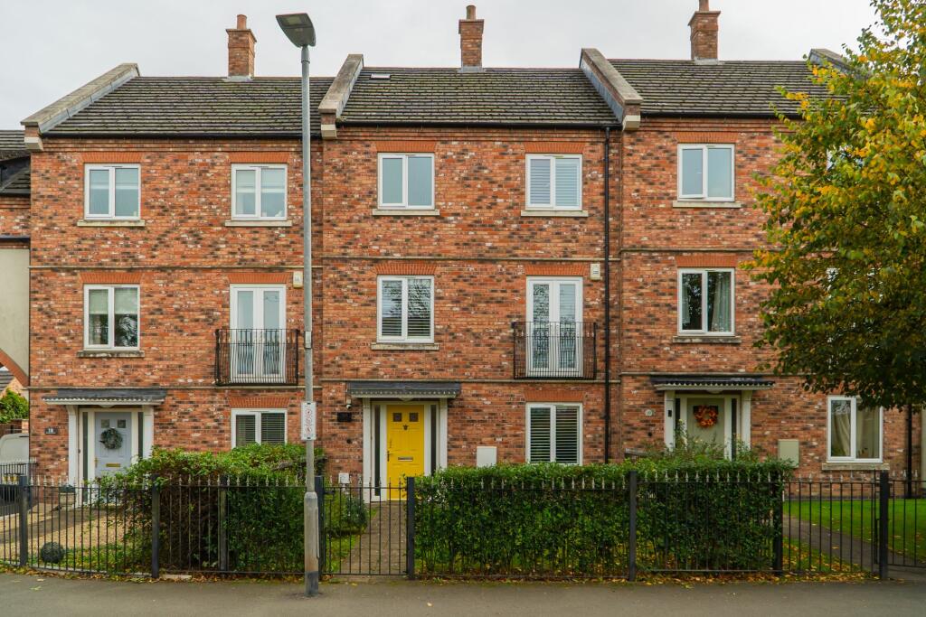 Main image of property: Desford Road, Kirby Muxloe, LE9