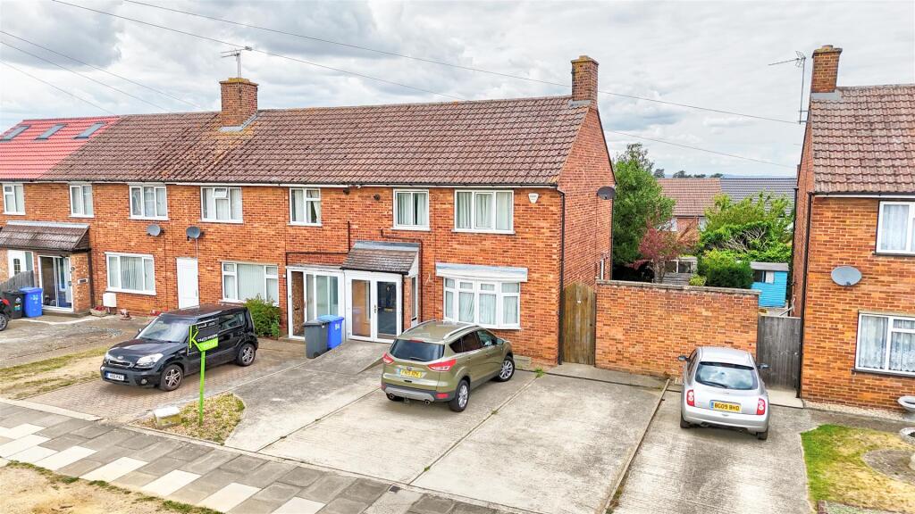 Main image of property: Hawthorn Drive, Ipswich