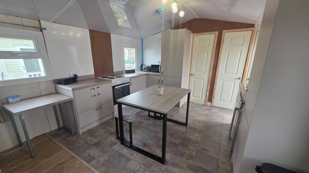 Flag Hill, Great Bentley, Colchester, CO7 - View 5