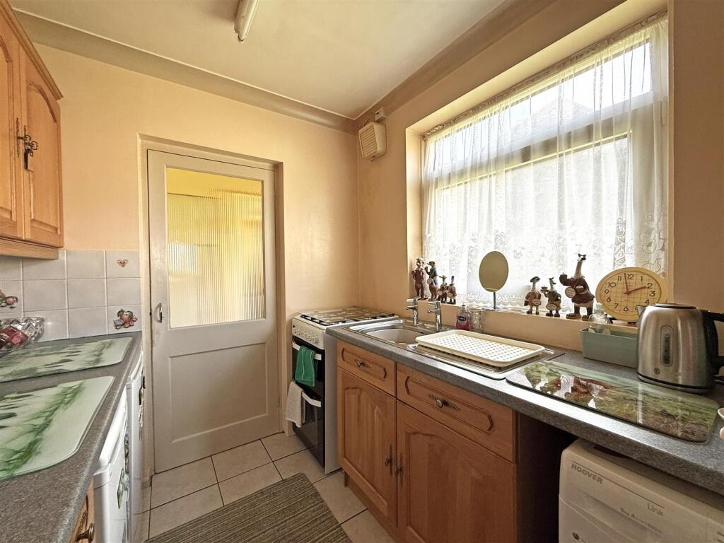 House in Shrewsbury, Shropshire - View 3