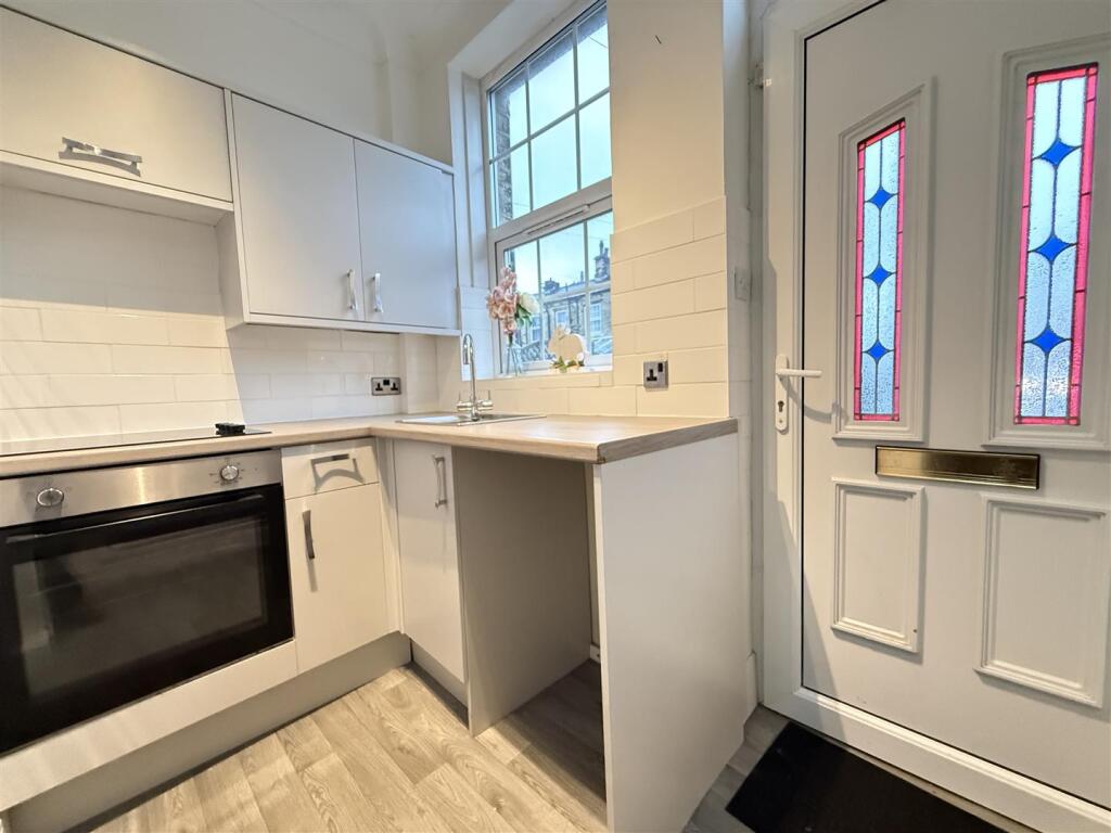 Additional image 6 of Preston Buildings, Scholes, Cleckheaton, BD19 6EJ