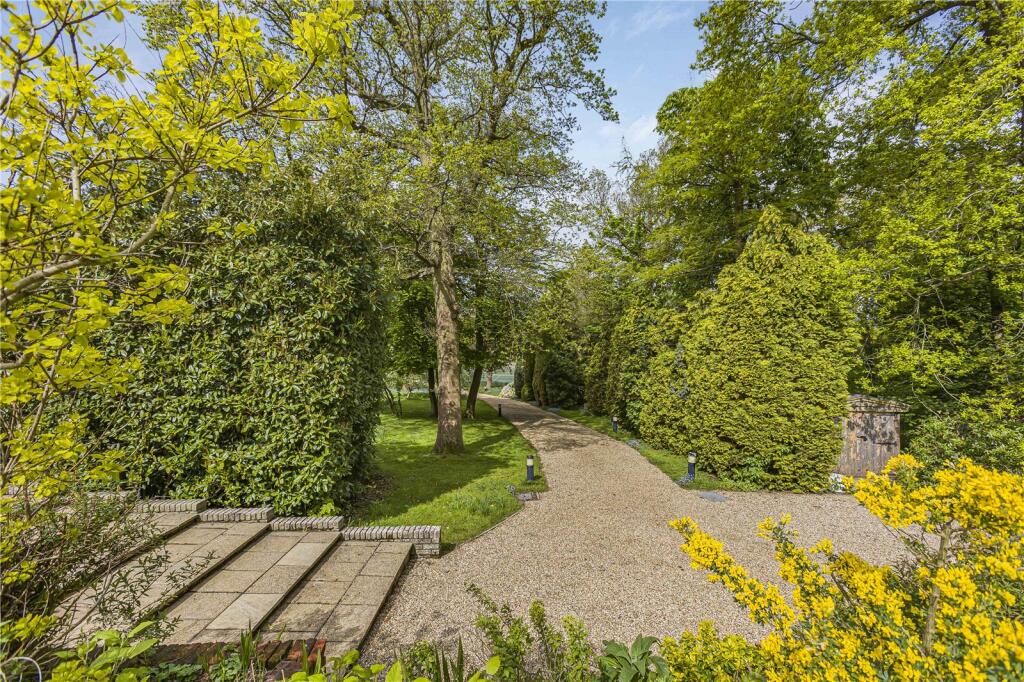 Additional image 39 of Grubbs Lane, Brookmans Park, Hertfordshire, AL9