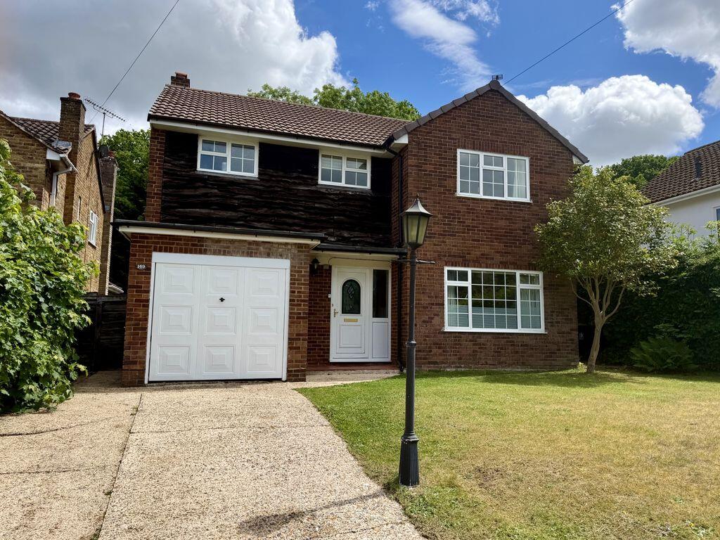 3-bed detached on Cherry Tree Road, Beaconsfield, £880,000