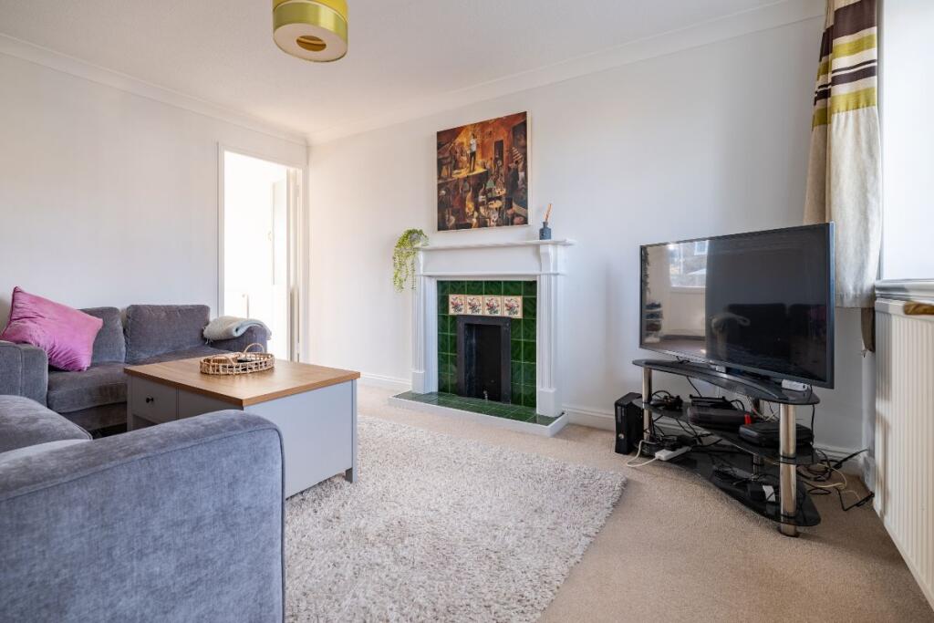 House in Olney - View 5