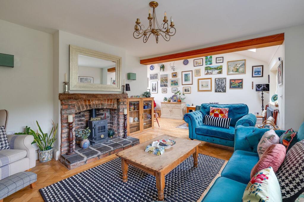 House in Lavister, Broadoak, Rossett - View 3