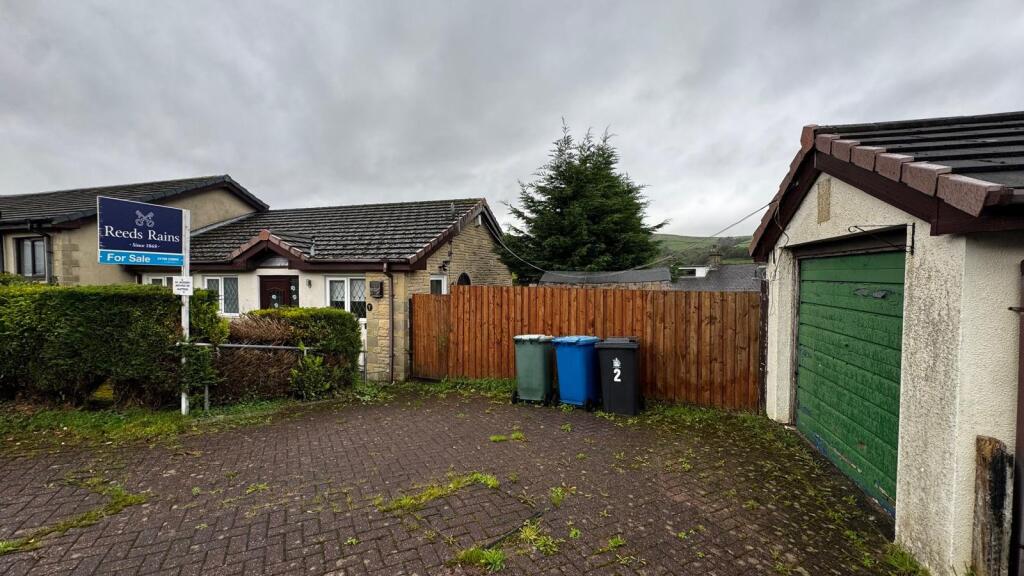 Saunders Close, Rossendale, Lancashire, BB4 photo 4