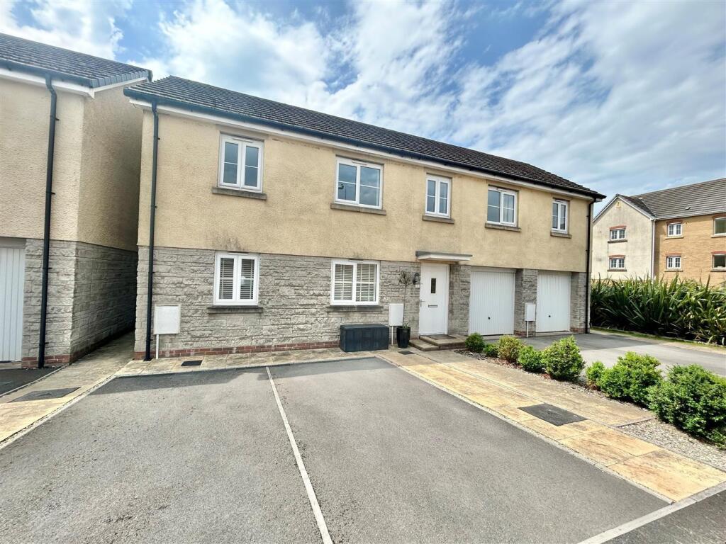 Main image of property: 3 Heol Cambell, Coity, Bridgend, CF35 6GP