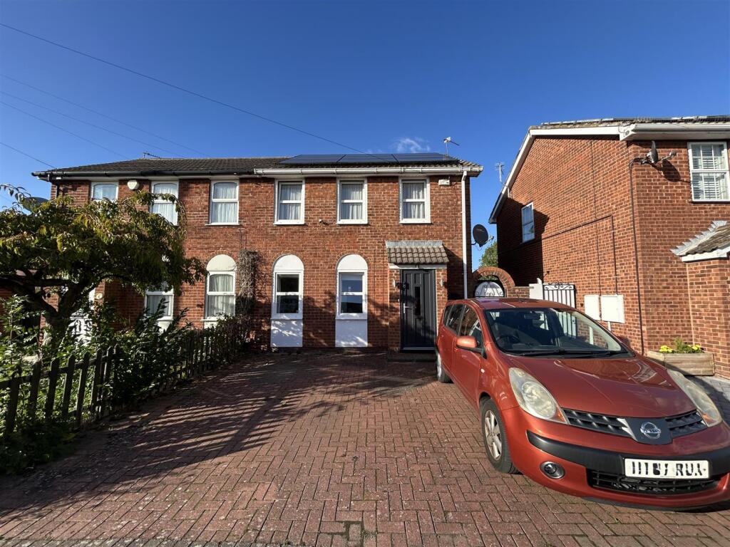 Main image of property: Earls Way, Thurmaston, Leicester