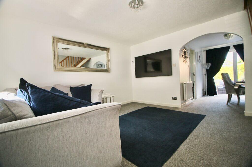 Whitelees Road, Cumbernauld photo 3
