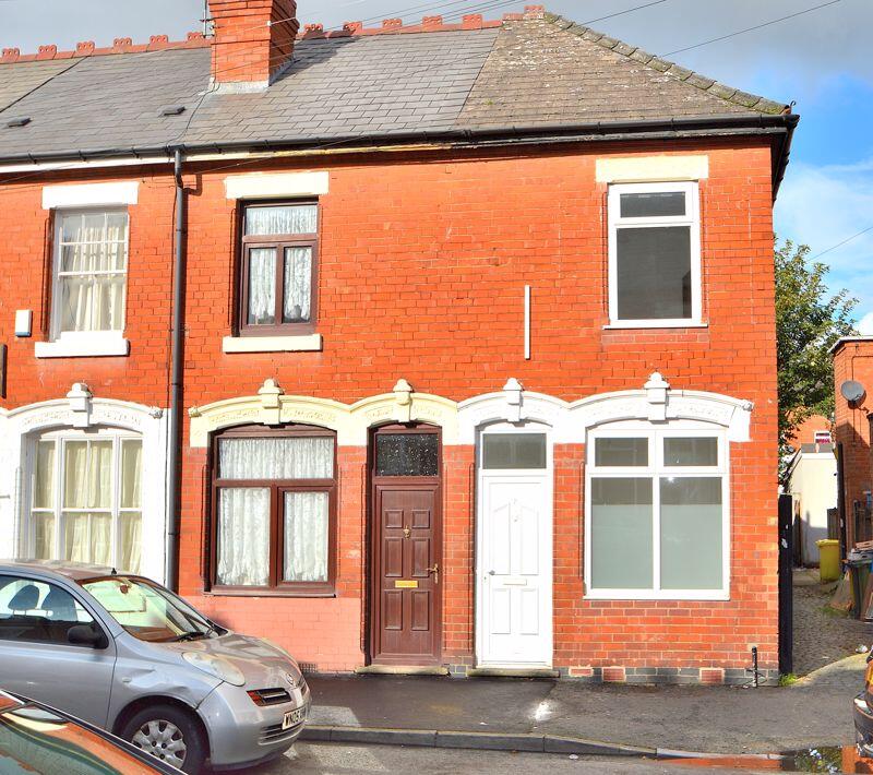 Main image of property: 2 Bank Street, Kings Heath, B14 7RH