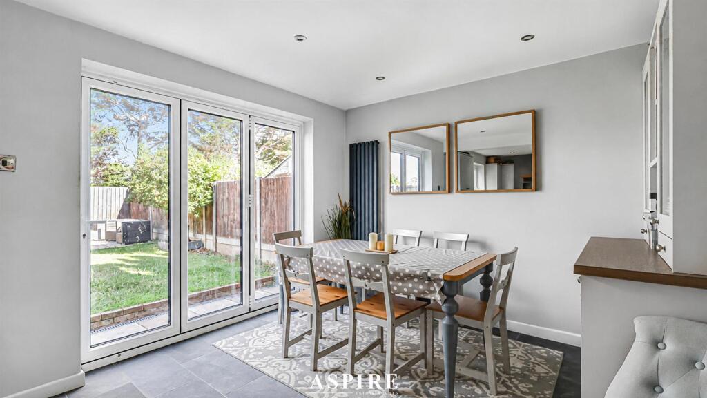 House in Southend-on-Sea - View 5