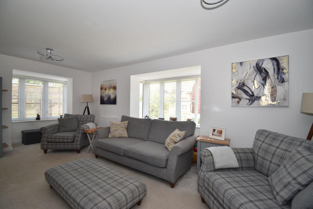 House in Maidstone, Harrietsham - View 4