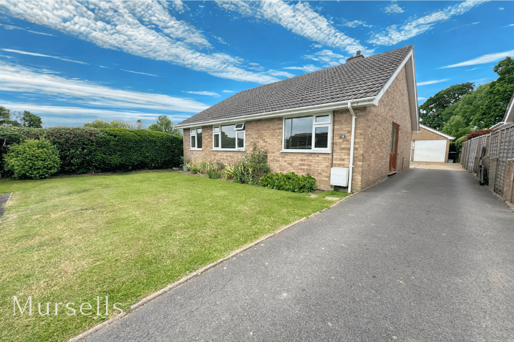 Main image of property: Frys Close, Lytchett Matravers, Poole, BH16