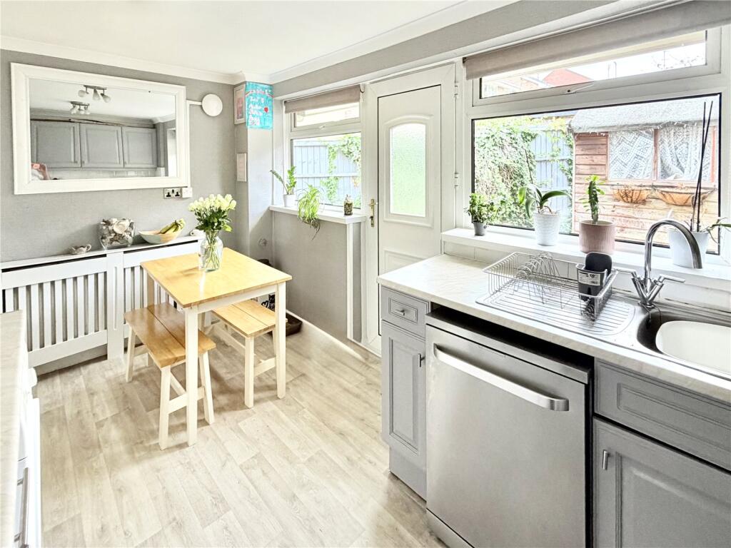 House in Sheffield, Charltonbrook, Ecclesfield - View 5