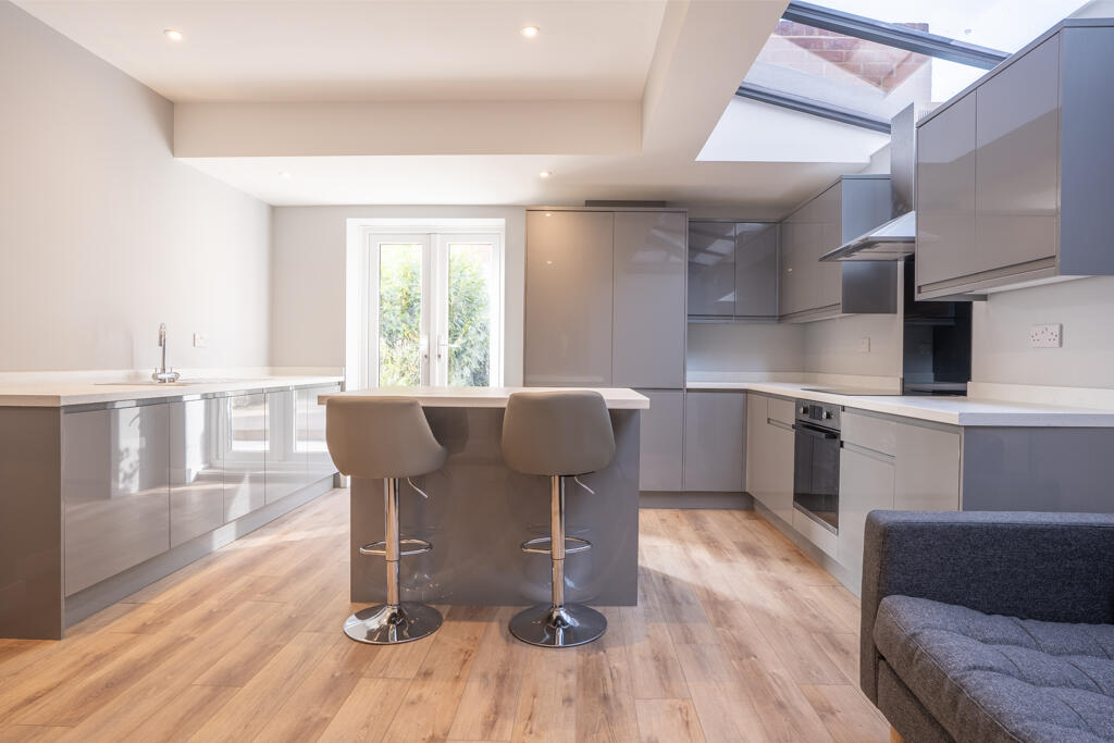 Main image of property: Tennyson Road