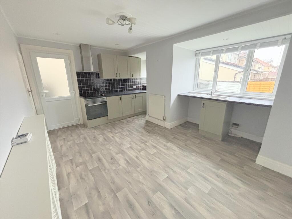 Clegg Avenue, Thornton Cleveleys photo 3