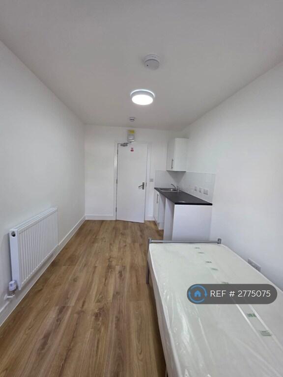 1 bedroom flat share for rent