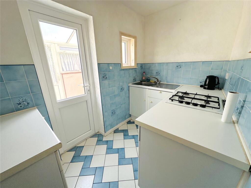 Ringstead Road, London, SE6 photo 4