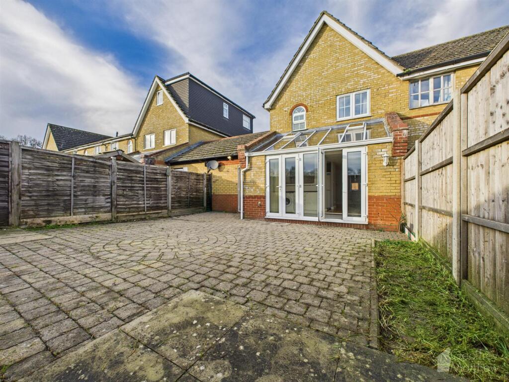 Main image of property: Wansbeck Close, Stevenage