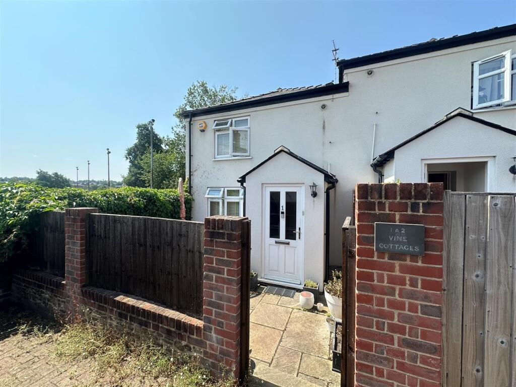 Main image of property: West Street, Farnham
