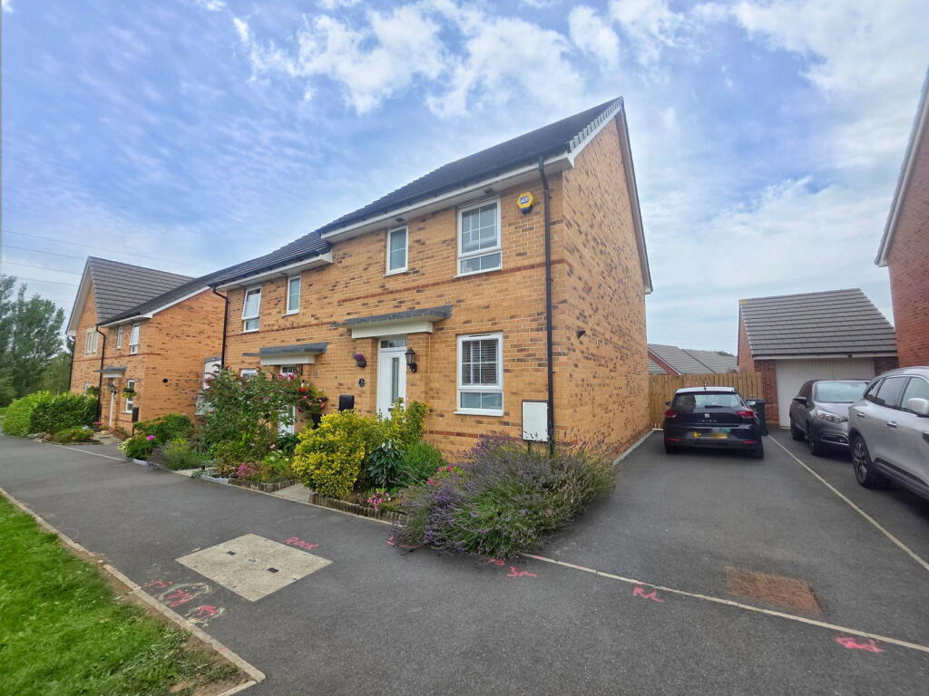 Main image of property: Dearne Hall Lane, Barugh Green, Barnsley, S75 1FY