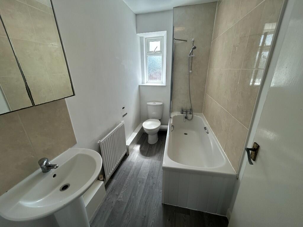 Apartment in Bristol - View 6