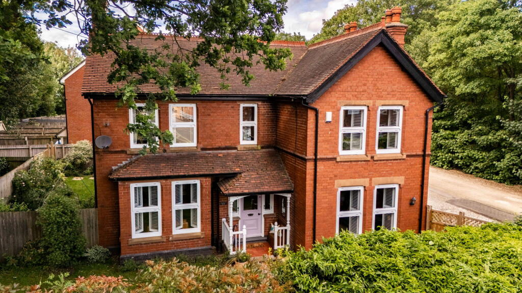 Main image of property: Oakdale House, Shenstone, Lichfield, WS14