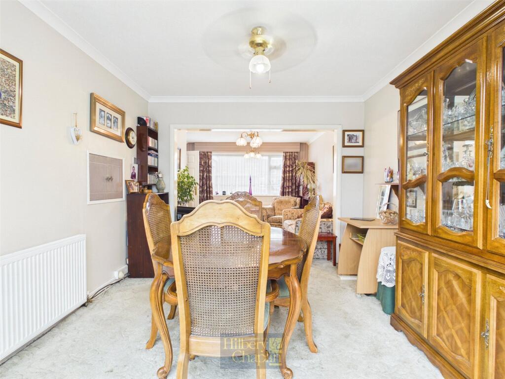 Queen Street, Warley, Brentwood, Essex, CM14 photo 4