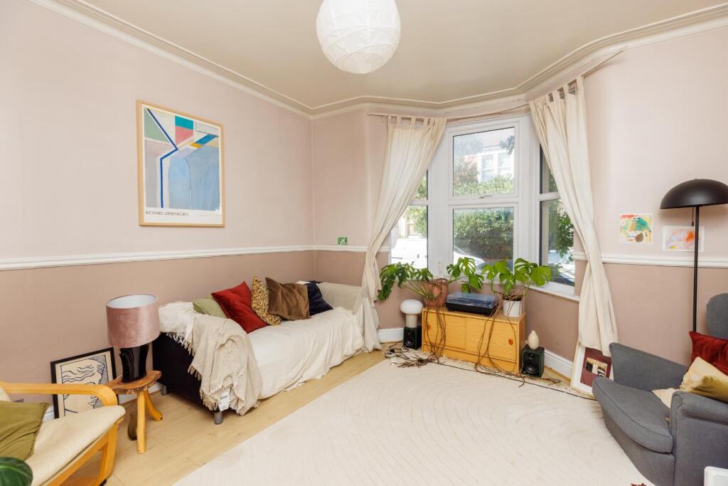 House in Bristol, Baptist Mills, St Werburgh's - View 5