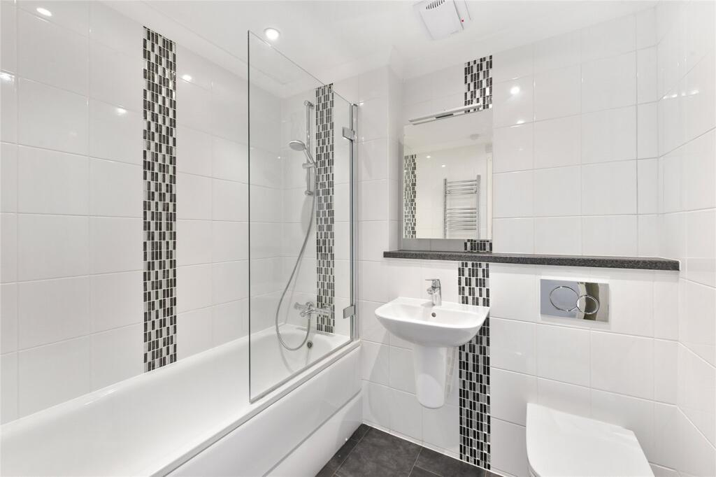 Apartment in London - View 4