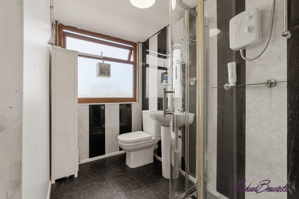 Additional image 18 of South View, Greengates, Bradford, BD10 0QX