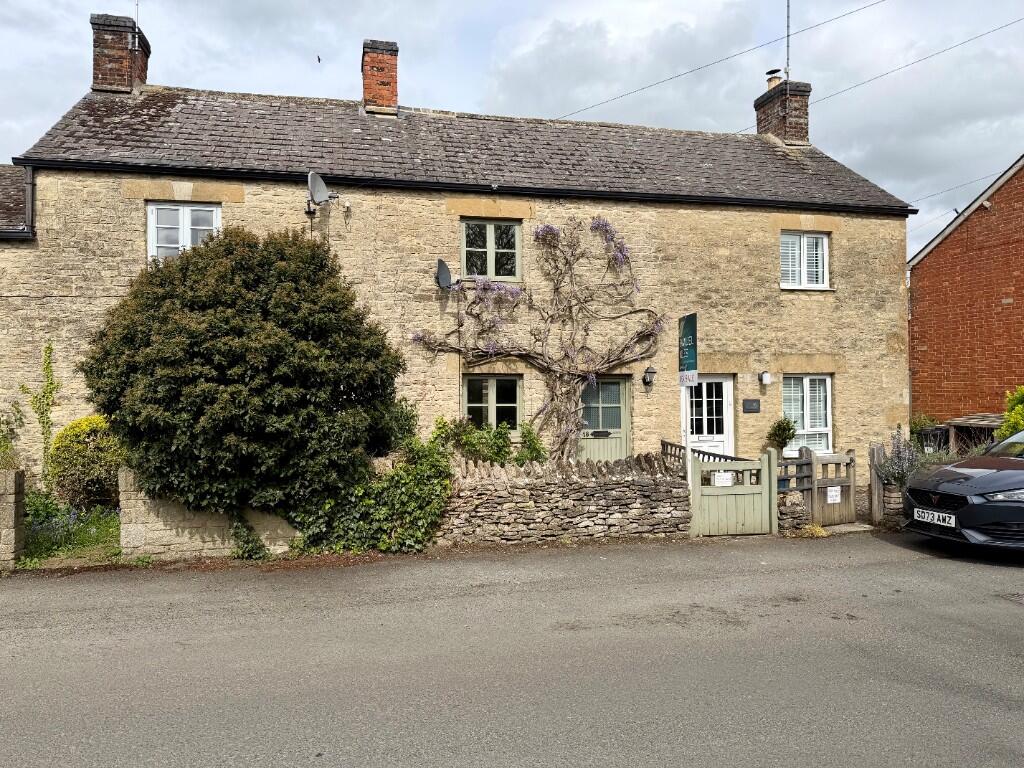 Main image of property: Hambidge Lane, Lechlade, Gloucestershire, GL7