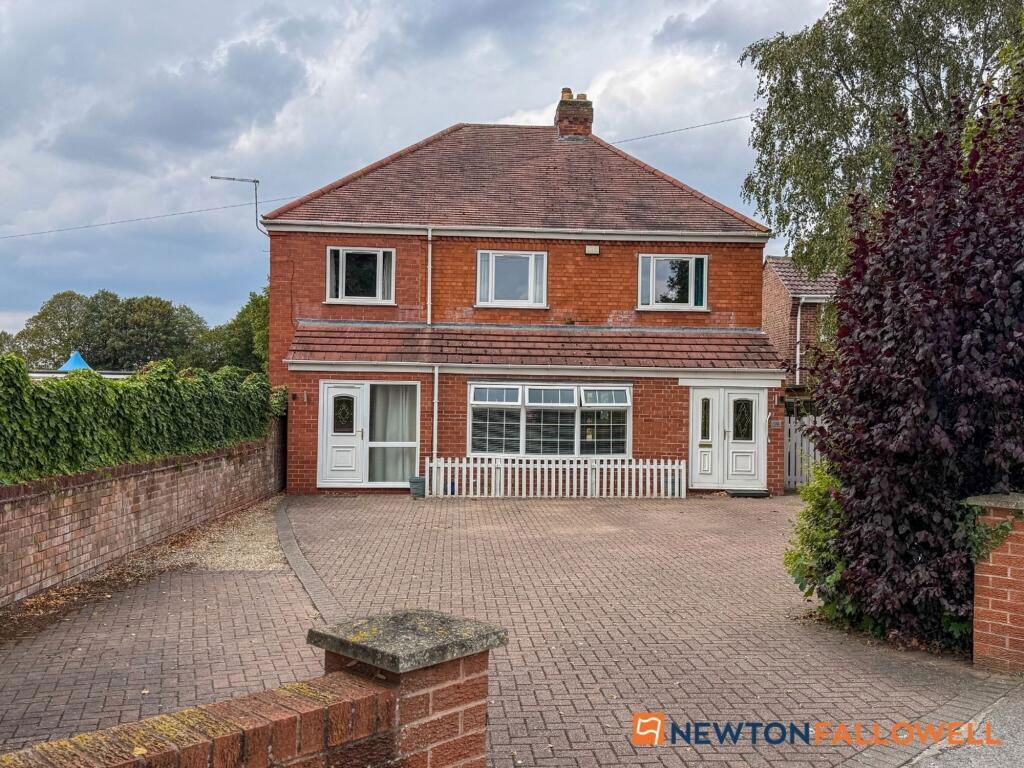 Main image of property: London Road, Balderton, Newark, Nottinghamshire, NG24 3BN