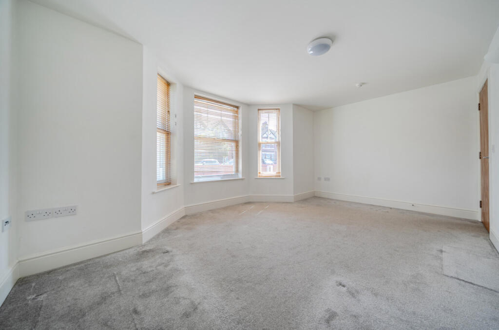 Apartment in Worthing, West Worthing - More