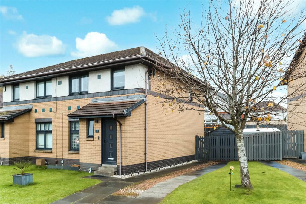 3 Bedroom House in G15 8JL