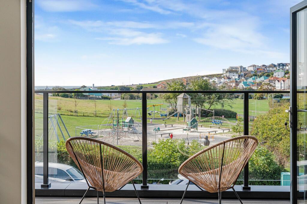 House in Brighton - View 2