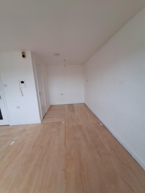 Apartment in Sheffield - View 4