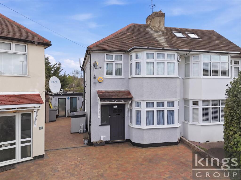 Main image of property: Manor Road