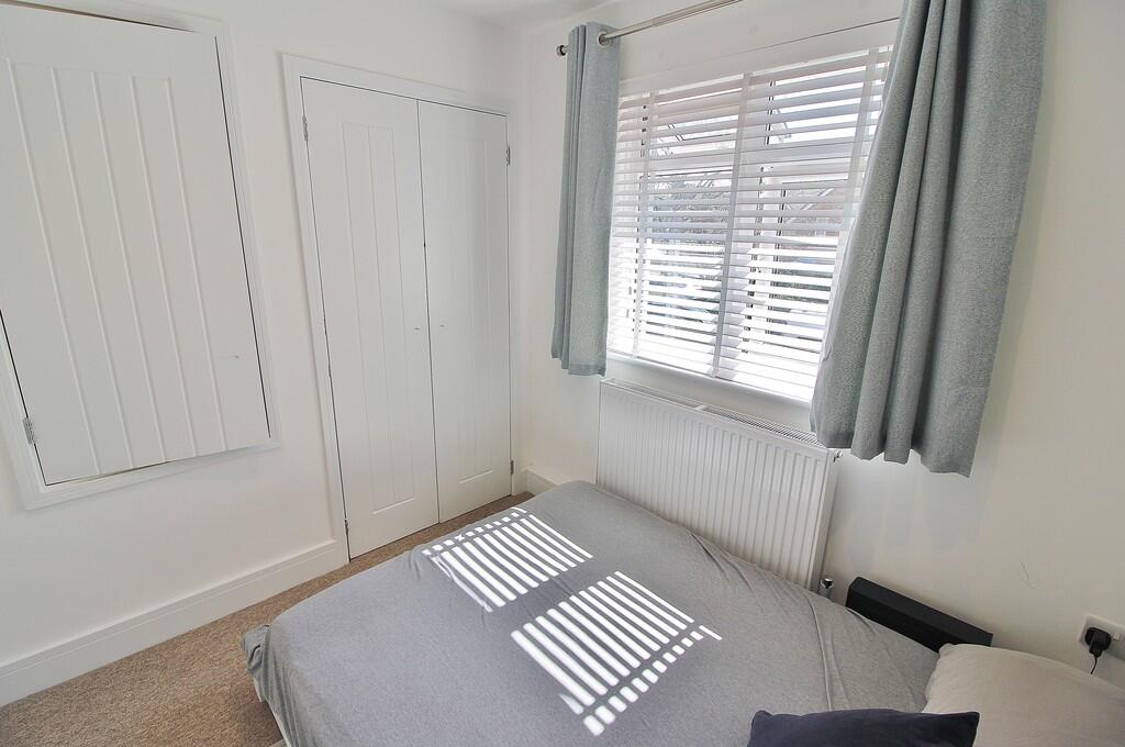 House in Havant, Waterlooville - More