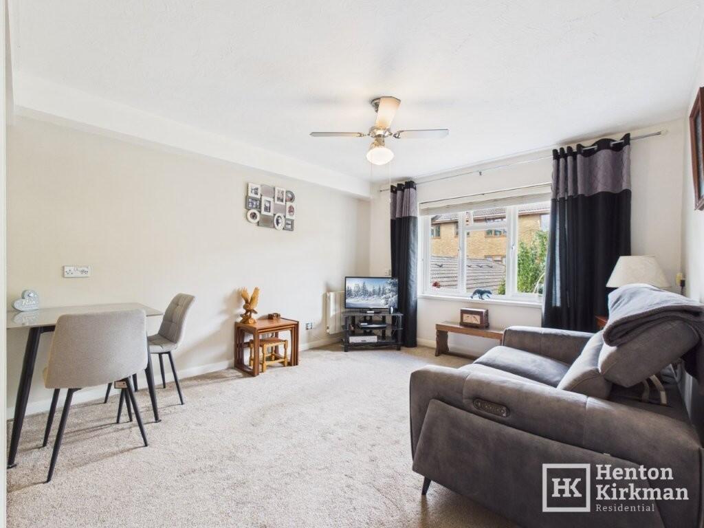 Apartment in Basildon, South Green, Great Burstead and South Green - View 4
