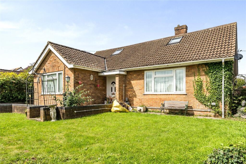 Main image of property: Caernarvon Walk, Lawn, Swindon, Wiltshire, SN3