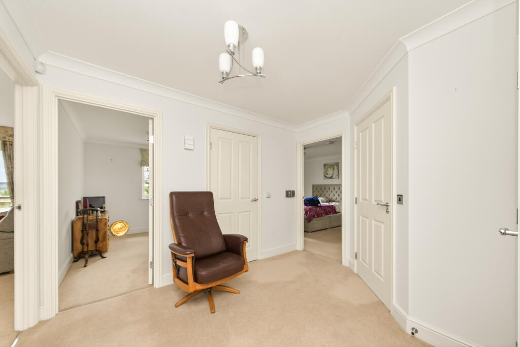 Apartment in Leeds - View 3