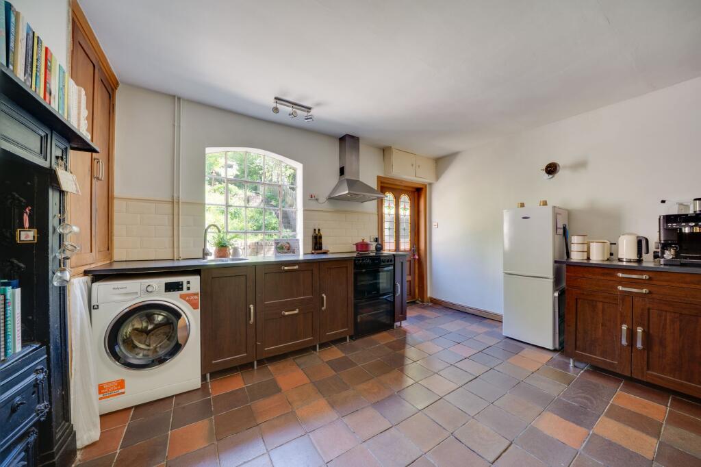 41, Wellington Road, Coalbrookdale, TF8 photo 3