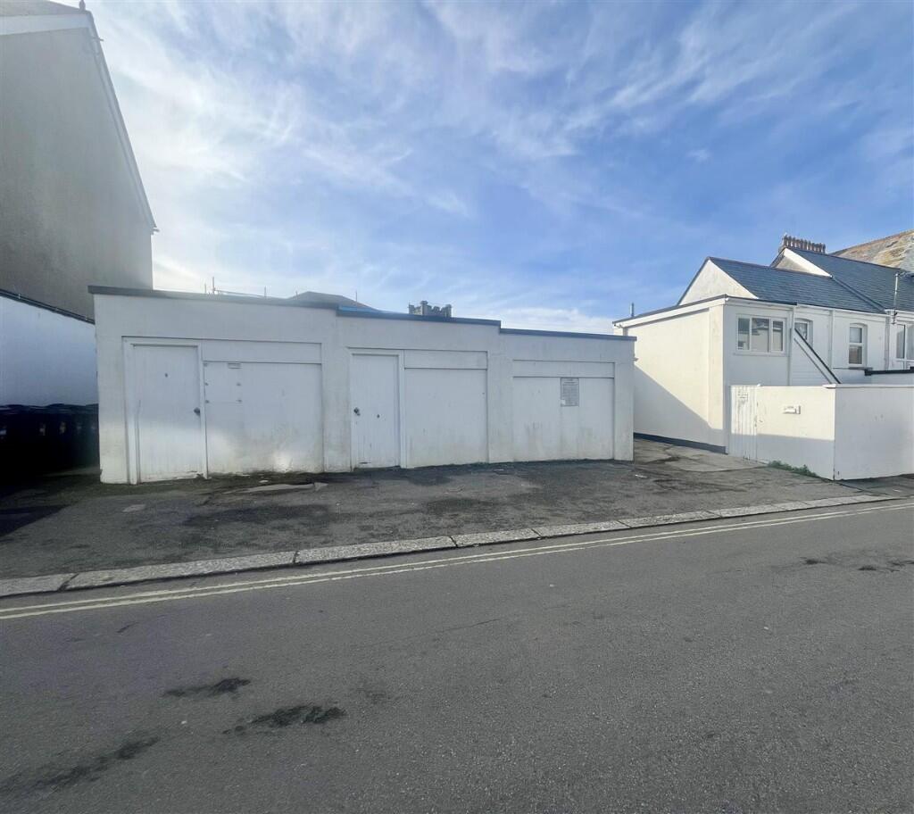 Main image of property: East Street, Newquay, Cornwall, TR7