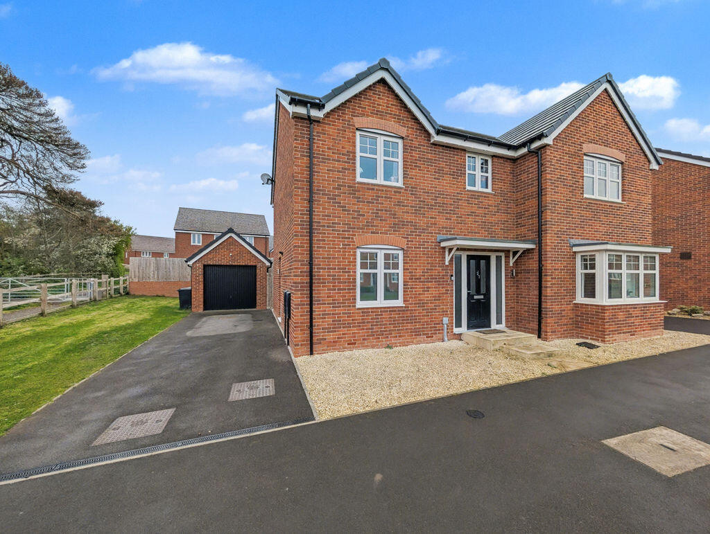4-bed detached on Maxfield Drive, Oteley Road, Shrewsbury, SY2 6GE, £475,000