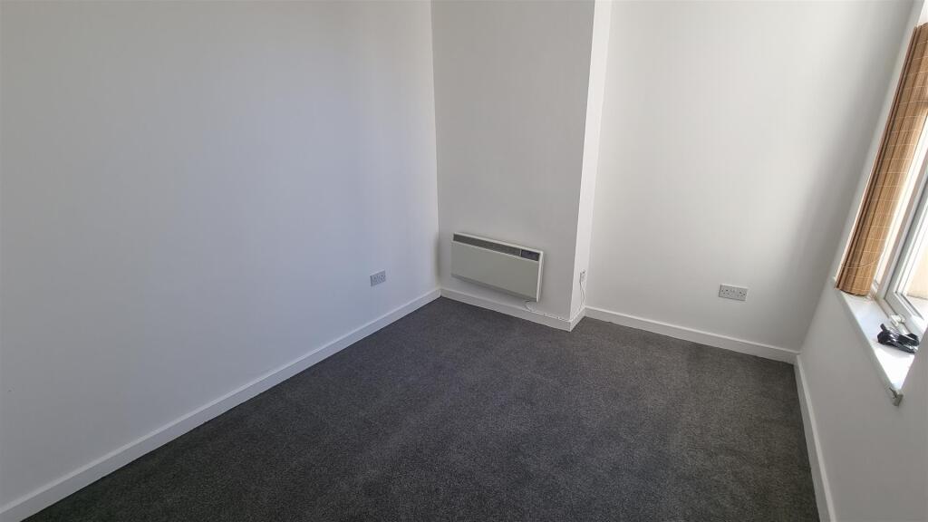 Additional image 3 of High Street, Blackheath