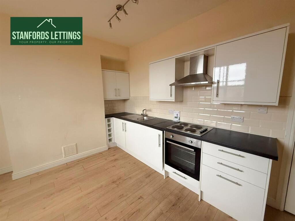 Apartment in Brighton - View 4