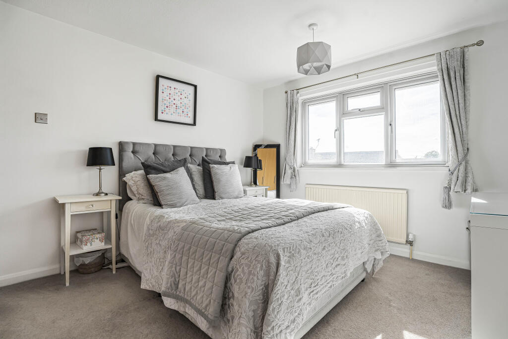 House in Stevenage - More