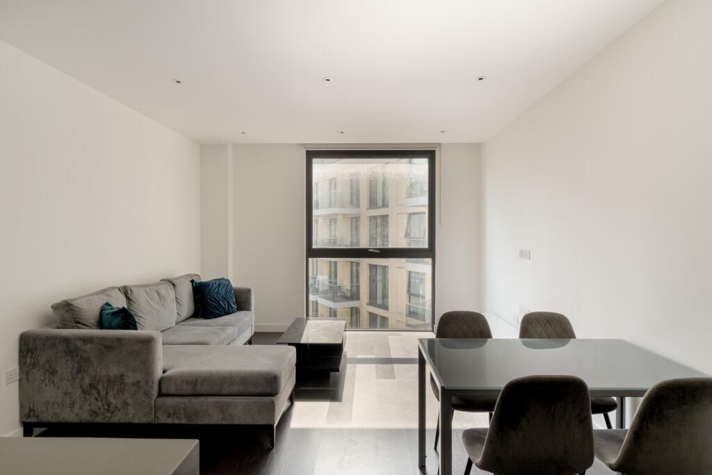 Apartment in London - View 5